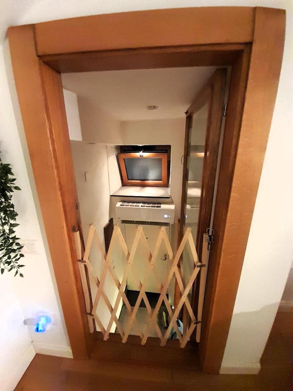 Toledo 27, A Due Passi Da Piazza Del Plebiscito Appartement *